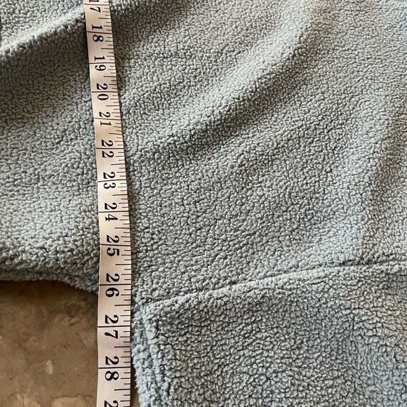 ARITZIA Sunday best Lupa Sweater in Serene Blue medium - Picture 9 of 13